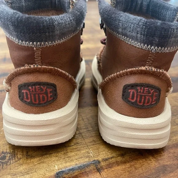 Hey Dude Kids Boots in Brown and Red “Bradley” - Picture 2 of 11